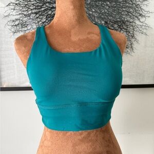 SAVVI sports bra gym yoga workout removable cups